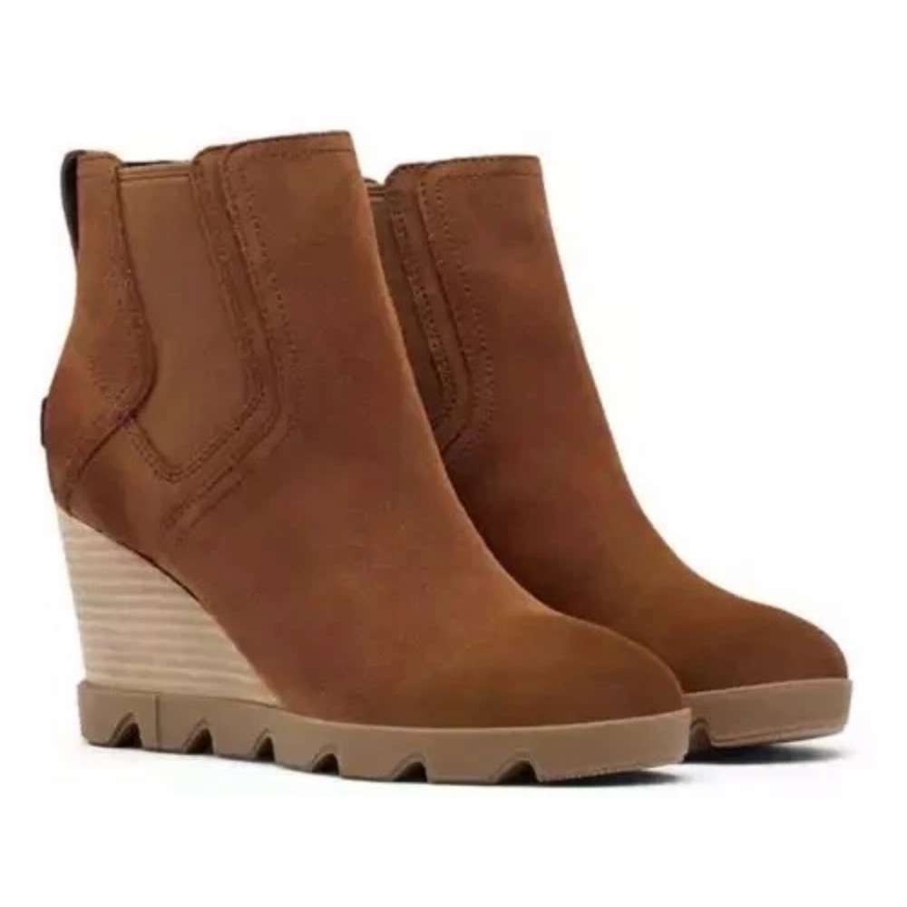 Gorgeous SOREL Joan Uptown Waterproof Wedge Chelsea Boot in Velvet Tan Size 10.5